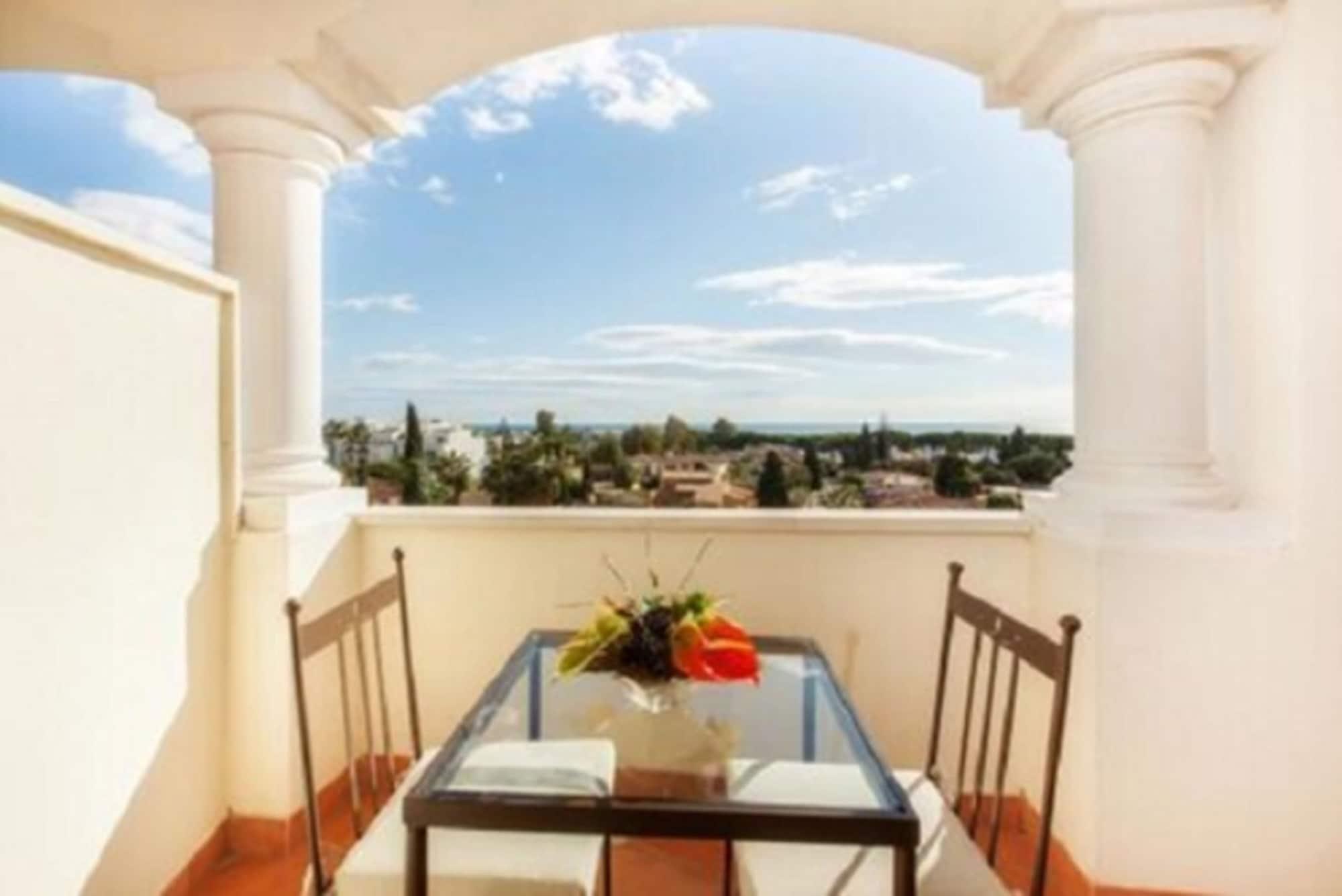 Apartamentos Guadalpin Boutique Марбеля Екстериор снимка