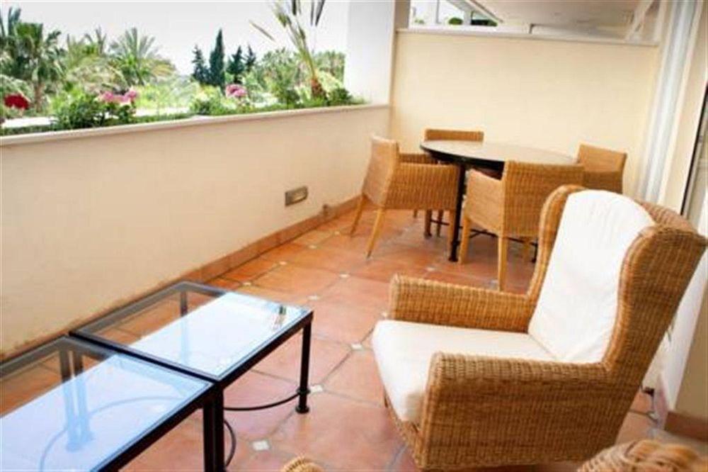 Apartamentos Guadalpin Boutique Марбеля Екстериор снимка