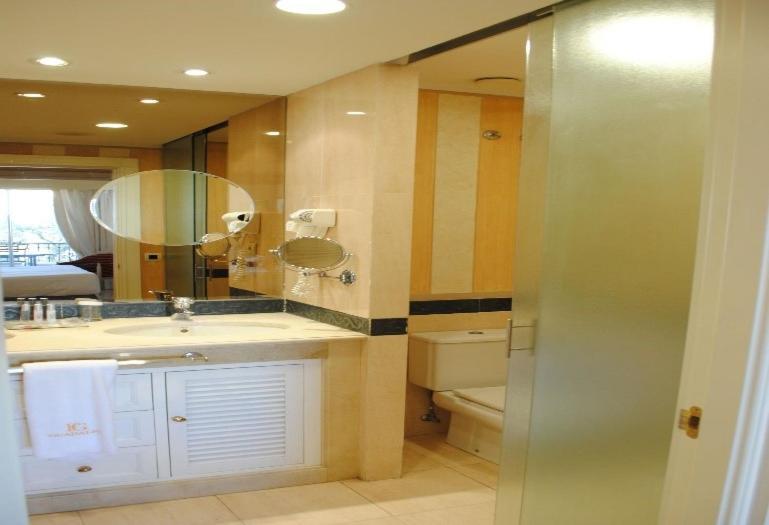 Apartamentos Guadalpin Boutique Марбеля Екстериор снимка