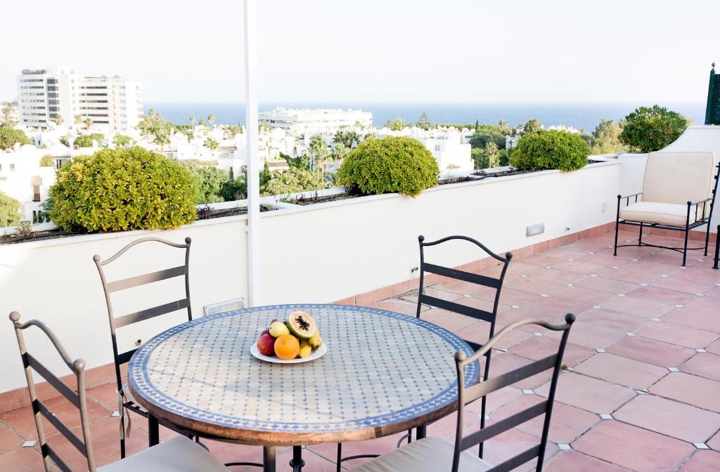 Apartamentos Guadalpin Boutique Марбеля Стая снимка